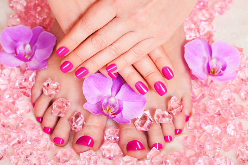 Dazzilla: Unleash the beauty of your nails with us!